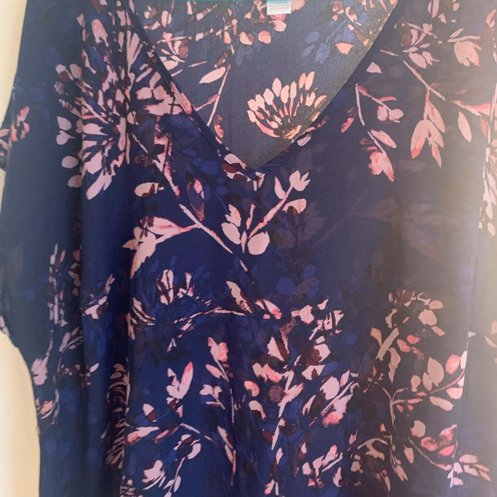 Motherhood Maternity floral blouse like new size xl